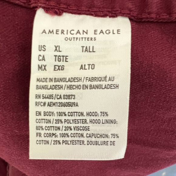 **NWT** AMERICAN EAGLE Red Hooded Button Down Shirt - Picture 8 of 8